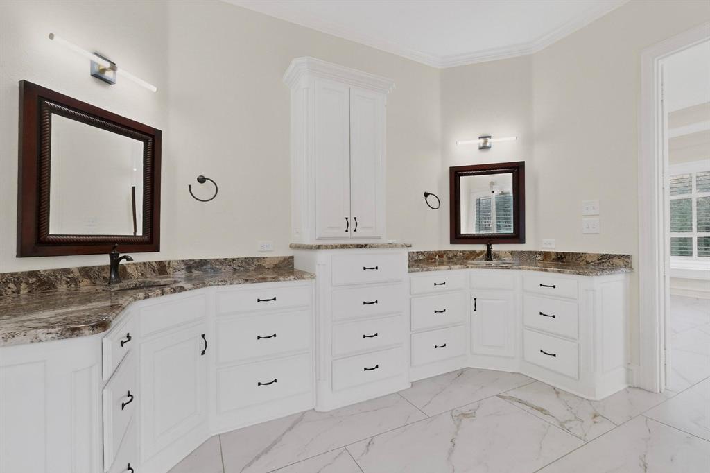 Hickory Hill Estate - Residential