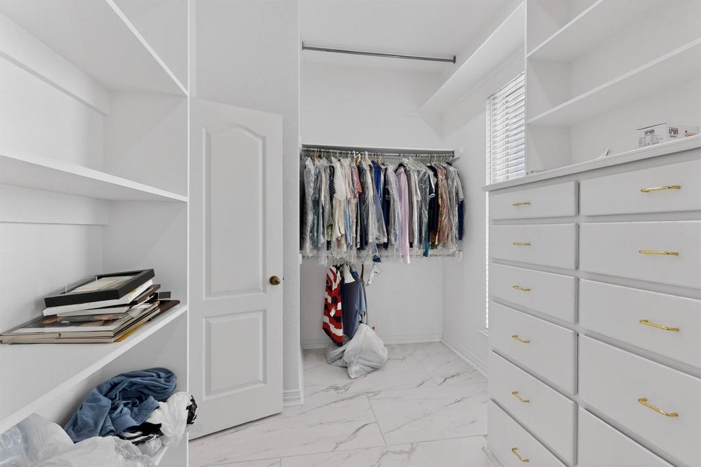 Hickory Hill Estate - Residential