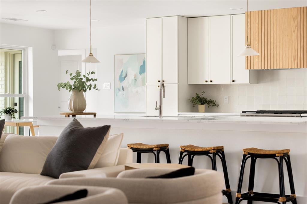 9666 Whitehurst Drive