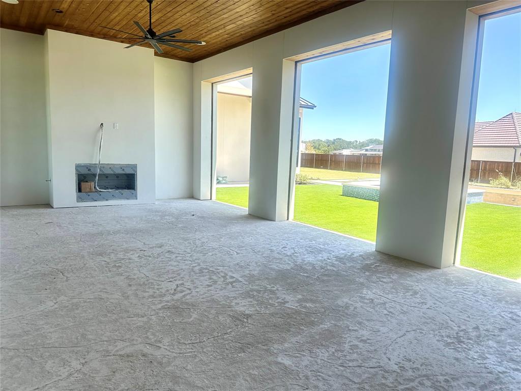 2625 Ridgecrest Drive