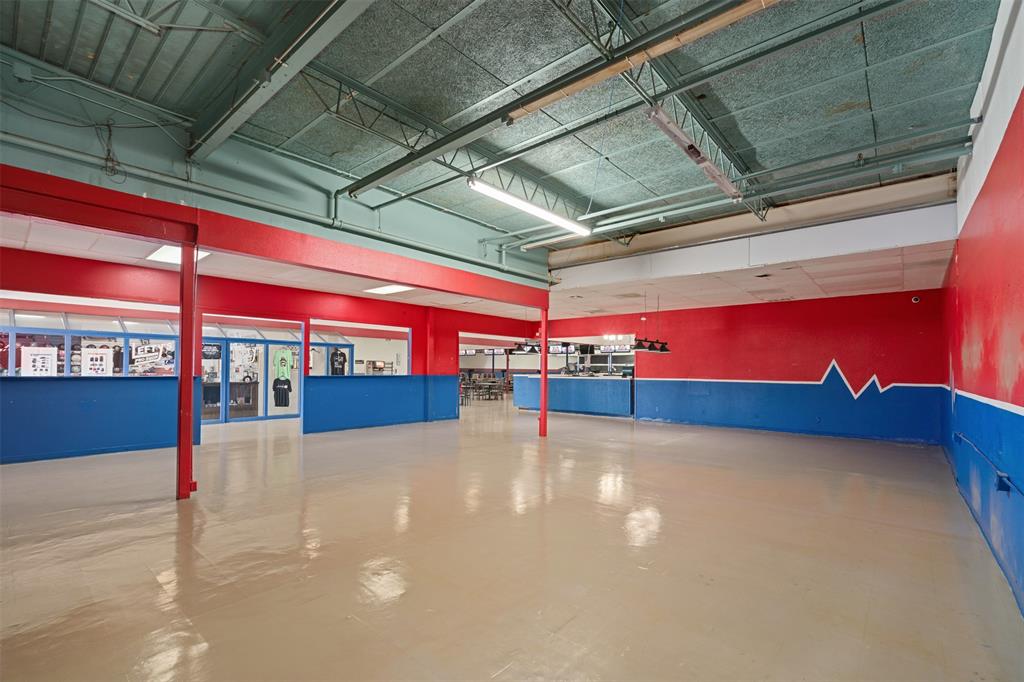 900 W Corsicana Street