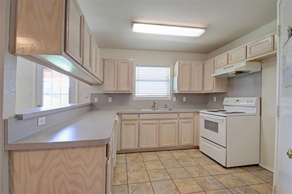 1103 Lynnwood Court