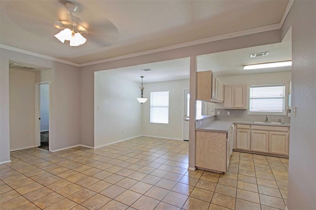 1103 Lynnwood Court