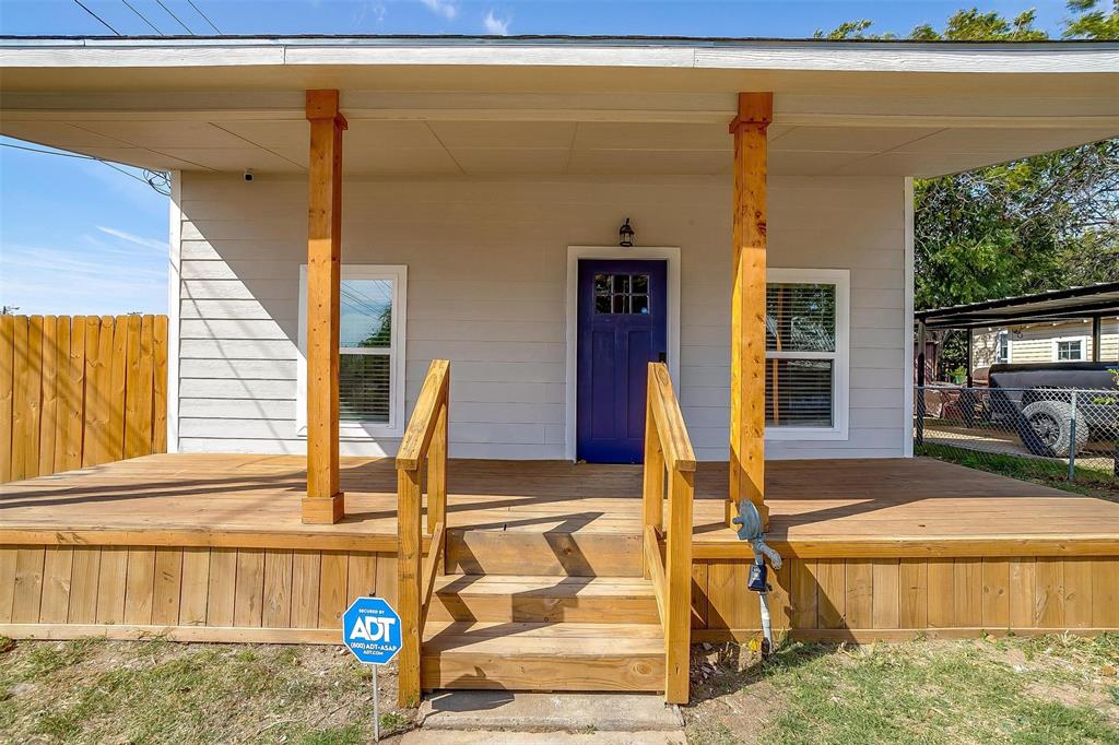 716 SE 7th Avenue