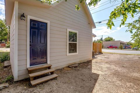 A home in Mineral Wells