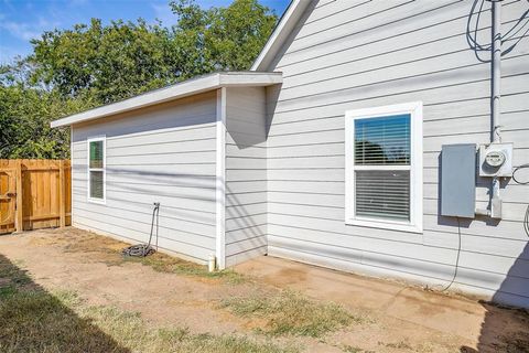 A home in Mineral Wells