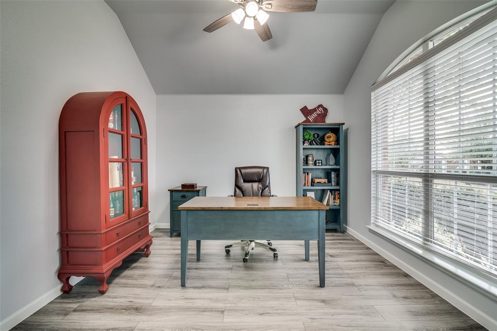 1237 Bay Line Drive