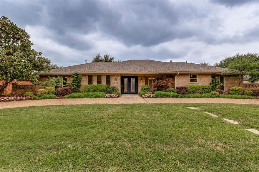 Exceptional fully remodeled one-story home in the private school corridor as well as zoned for top-rated DISD Withers Elementary. This stunning 4-bedroom, 3.1-bath home in Royal Marsh Estates offers convenience, luxury, and so much more. Over $280,000 of recent renovations include white oak flooring, updated bathrooms, interior paint throughout, new patio doors and much more. Thirty-one energy efficient solar panels keep electric bills low. A new air conditioner compressor reduces energy consumption. If power outages occur, a Generac 22kW whole home generator comes online instantly. 
The home is set on a sprawling 105’ x 150’ lot with easy access to Dallas North Tollway and I-635. You’re just minutes from Downtown Dallas, Love Field and UT Southwestern Medical Center, but even closer to great shopping, restaurants and grocery stores. This home catches your eye with its curb appeal from the circular driveway and the manicured yard and flowerbeds. Upon entering the home, your attention is drawn to the coffered ceilings in the foyer as well as in the formal living room and the dining room on either side of the foyer. The foyer leads to the spacious family room with a soaring floor-to-ceiling stone veneer fireplace. At the opposite end is a large breakfast room leading to a comfortable, oversized den-TV room. The kitchen is filled with Miele designer appliances and ample cabinet space.
The family room opens to a large patio which extends the entertainment area from the center of the home. The depth of the lot enables the backyard to be divided into two areas with an inviting pool, gorgeous deck, pool bath and shower, a grassy play area in the gated second section just beyond the patio.
The width of the lot provides room for a three-car, alley entry garage. An attached carport provides  three covered parking spaces on the driveway. The garage was recently updated with new doors, motors, epoxy flooring & shelving. Call or see agent for full list of recent renovations.