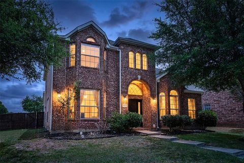 Photo of 11672 Cape Royal Lane, Frisco, TX 75033 (MLS # 21298953)