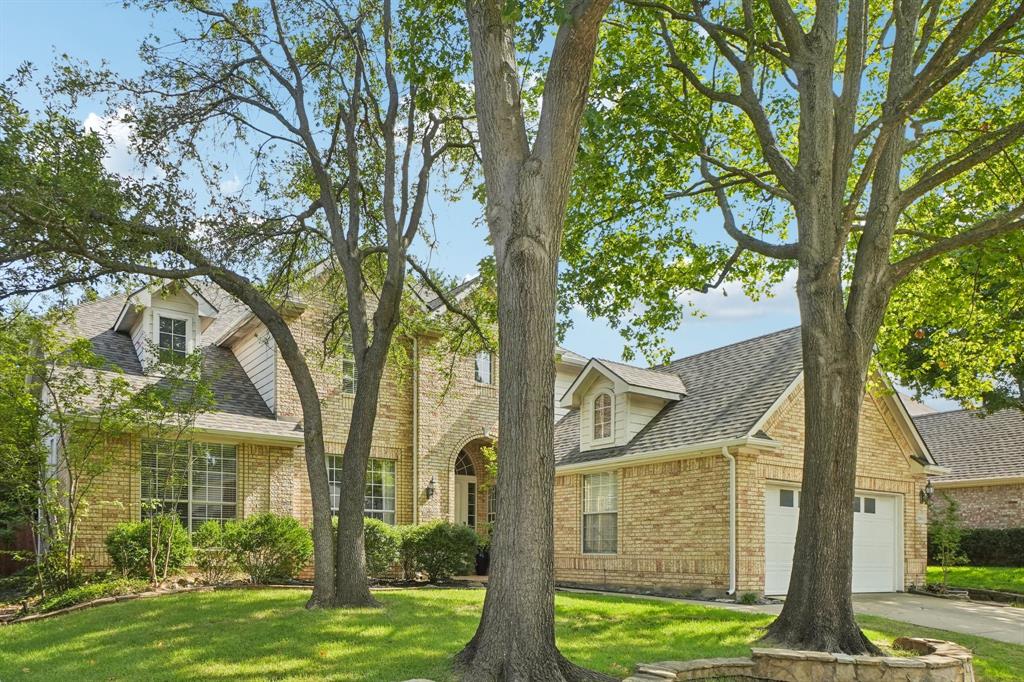 2805 Dove Court