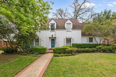 6217 Locke Avenue Fort Worth TX 76116
