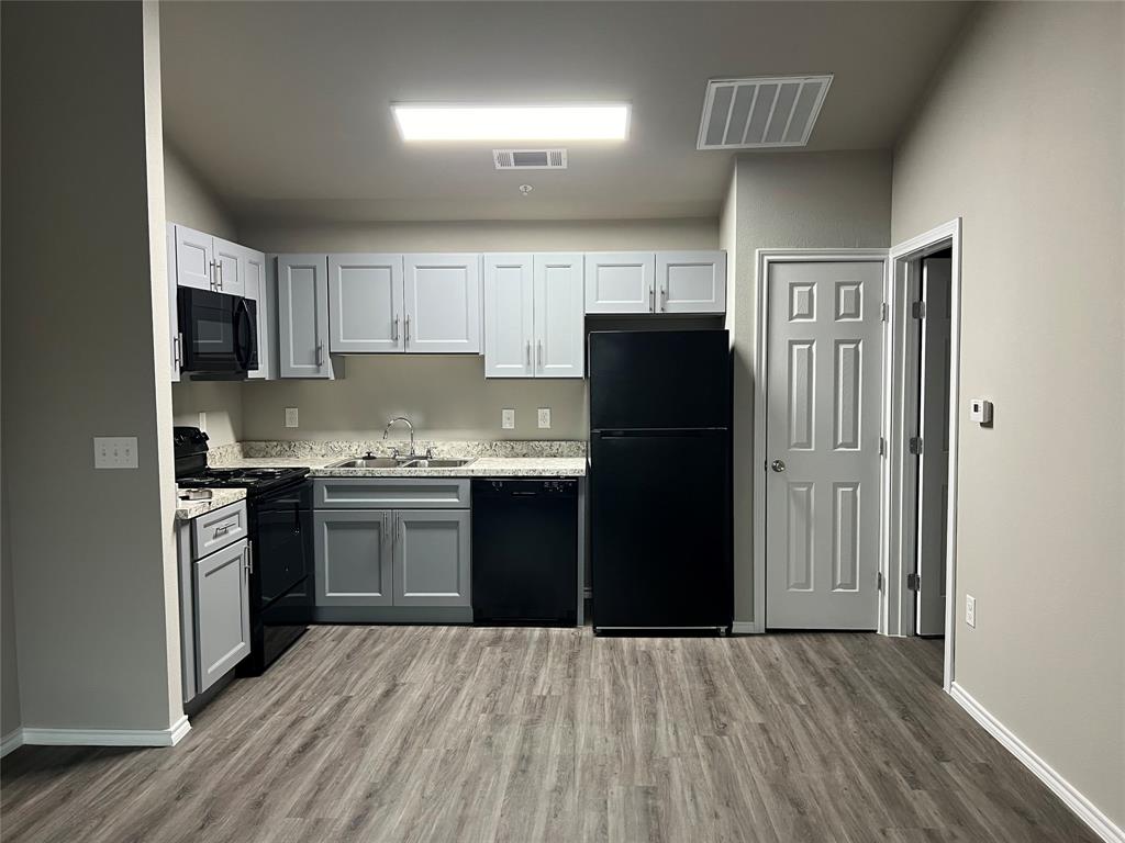 6108 Abrams Road 215