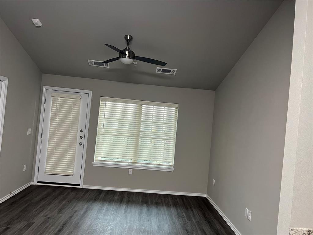 6108 Abrams Road 215