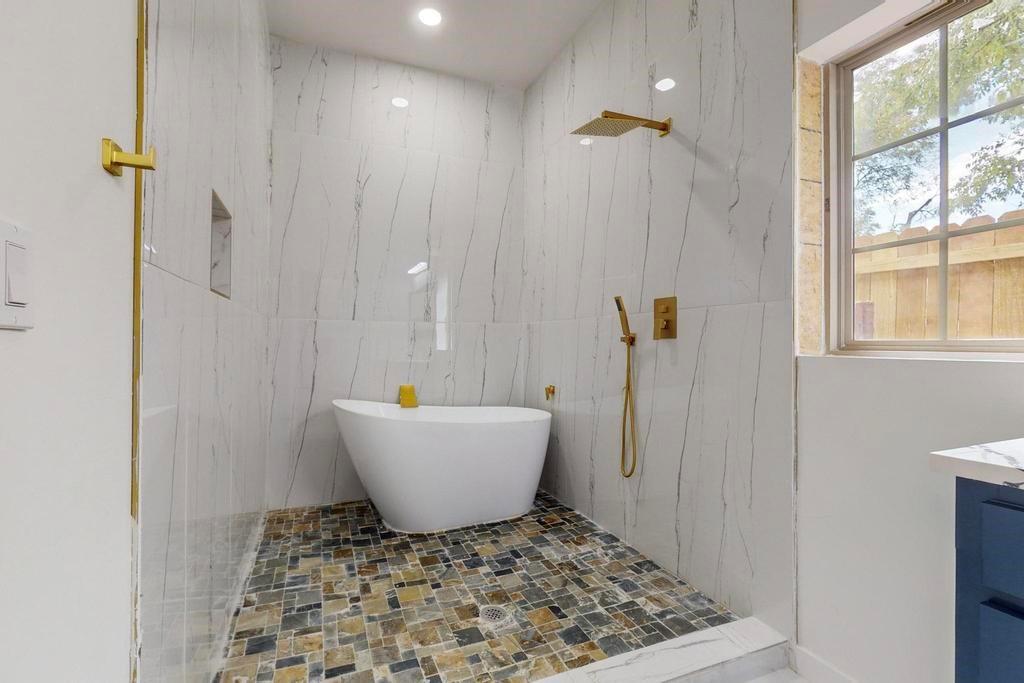 Cockrell Hill - Residential