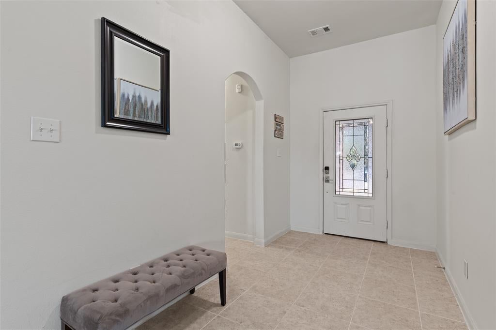 4128 Tower Bridge Lane