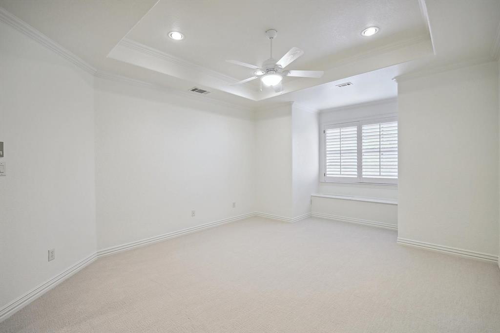 The Estates At Tour 18 - Residential