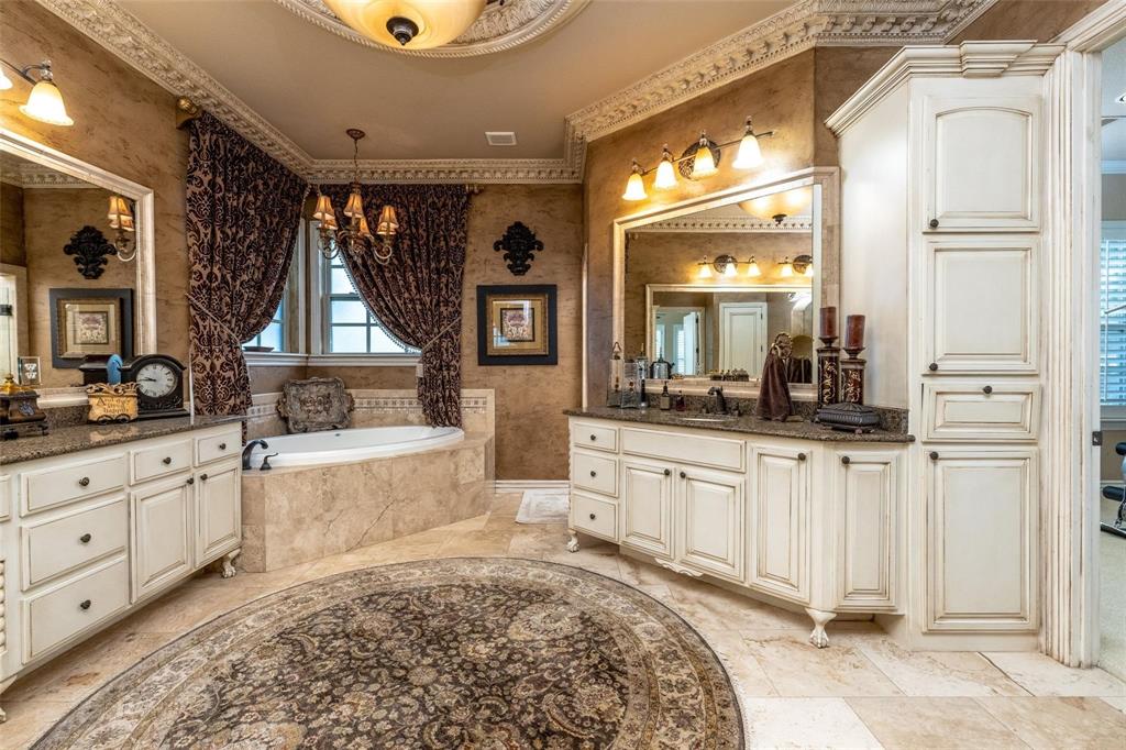 The Estates At Tour 18 - Residential