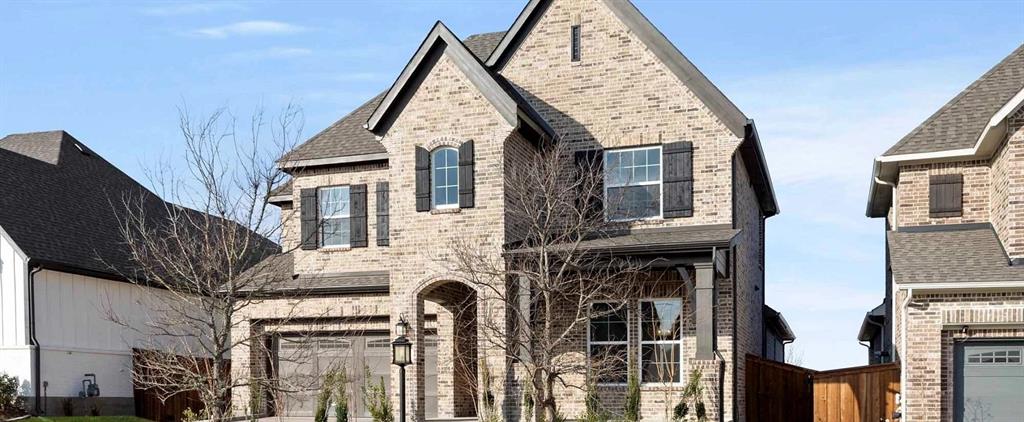 1013 Golden Galaxy Way