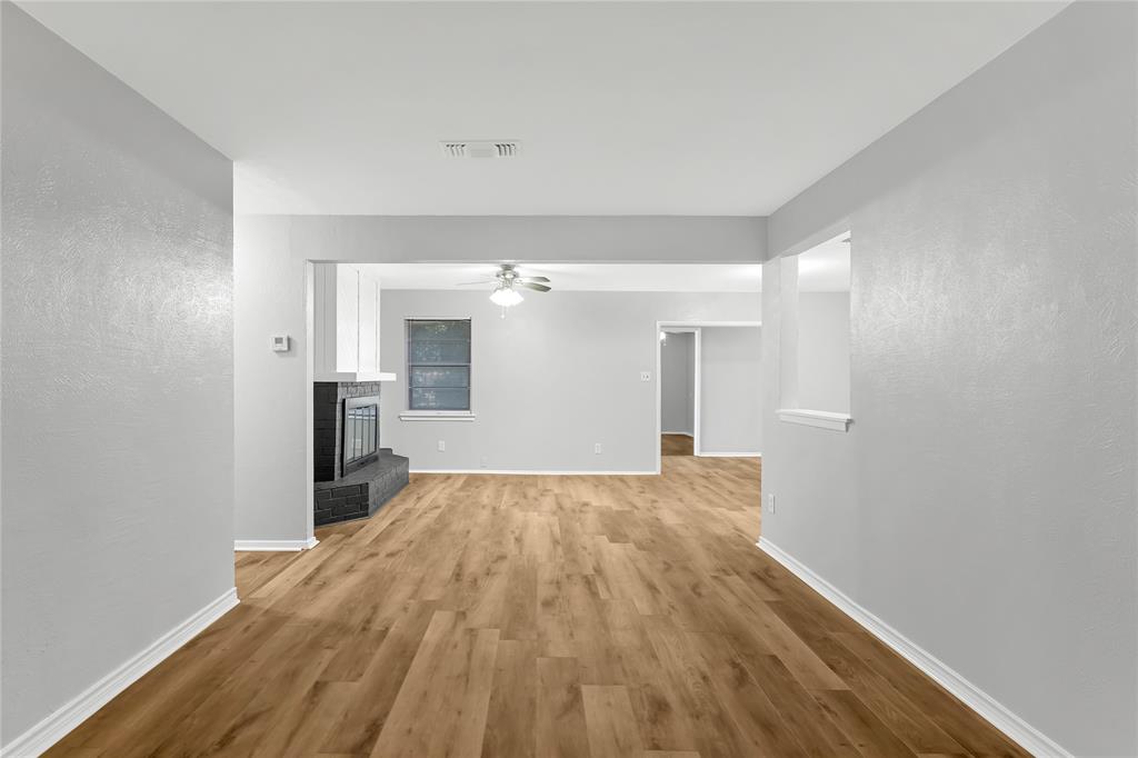 5724 Bowling Drive