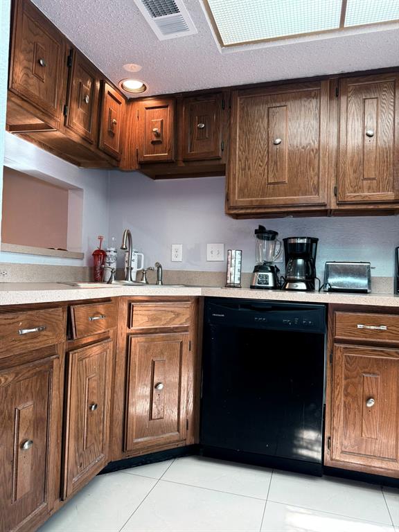 Brookhaven Village Condo Ph 01 & 0 - Residential