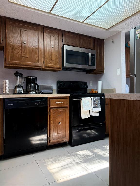 Brookhaven Village Condo Ph 01 & 0 - Residential