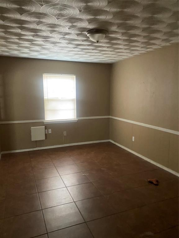 Ridgecrest Manor - Residential