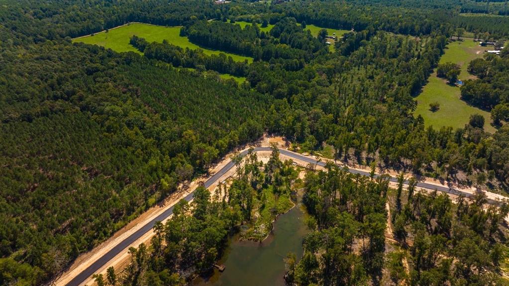 Big Rock Lake - Land
