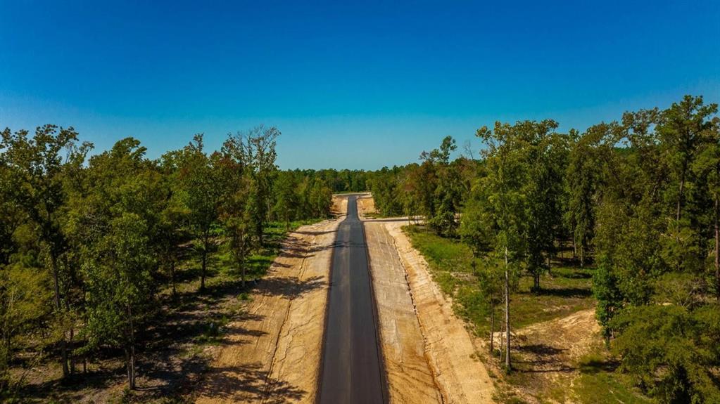 Big Rock Lake - Land
