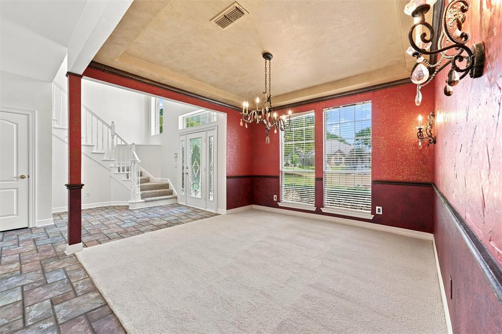 4 Amen Corner Court