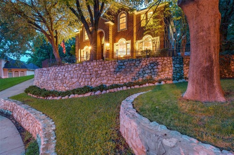 Photo of 3145 Joyce Court, Grapevine, TX 76051 (MLS # 21384623)