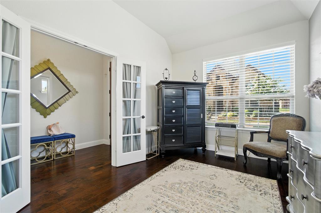 5217 Kentwood Drive