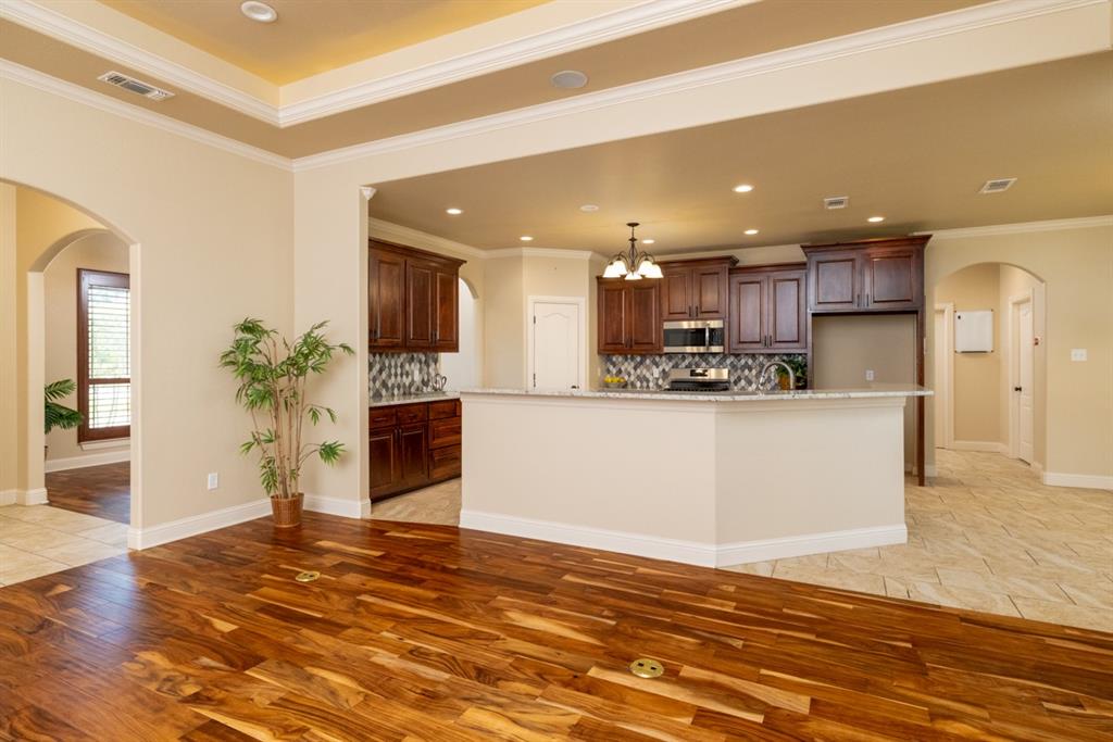 2106 Ridgecrest Drive