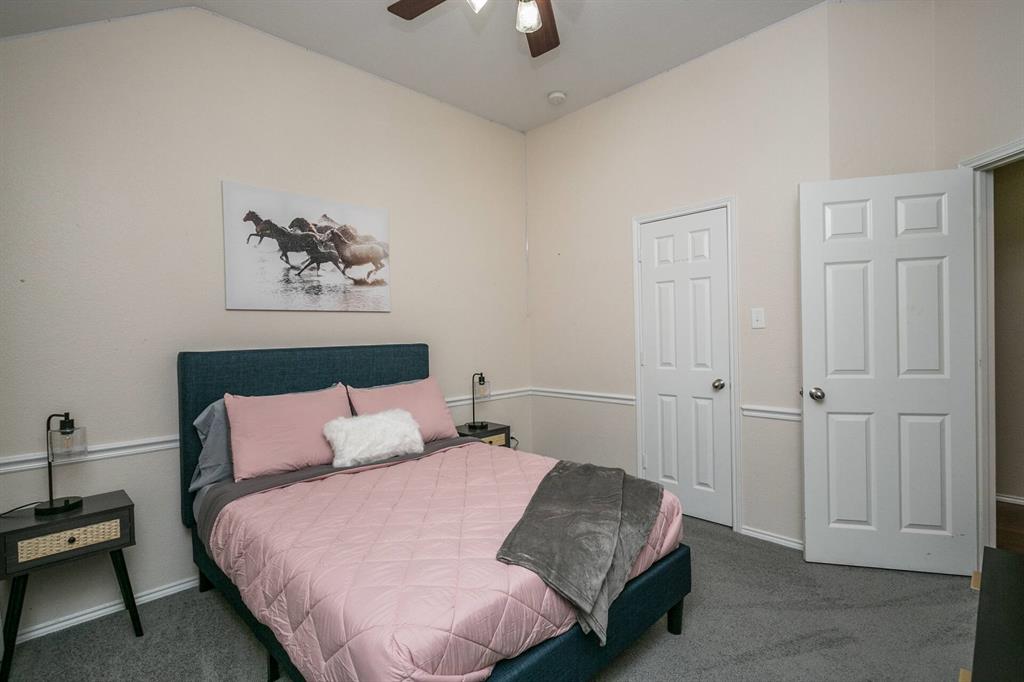 Foxwood Glen - Residential