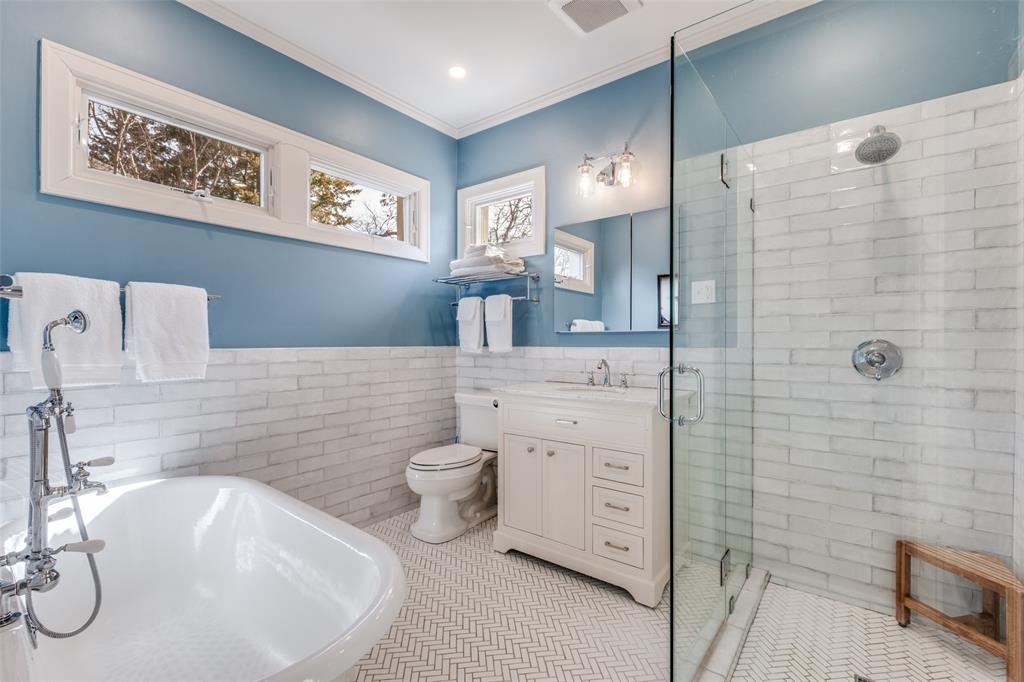 Hollywood Rev - Residential