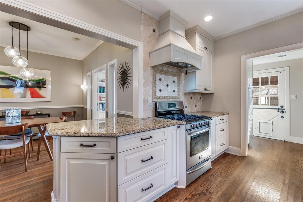 Hollywood Rev - Residential