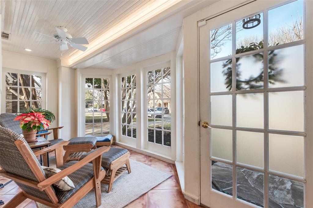 Hollywood Rev - Residential