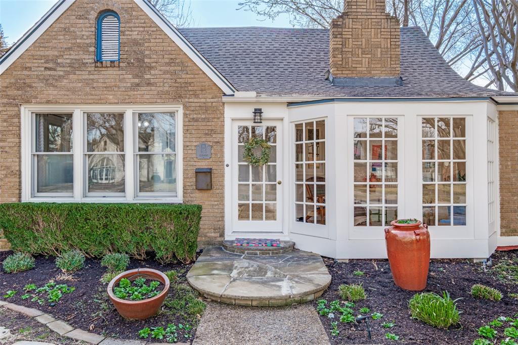 Hollywood Rev - Residential