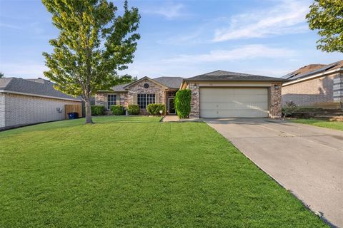 908 Ryanfield Court Burleson TX 76028