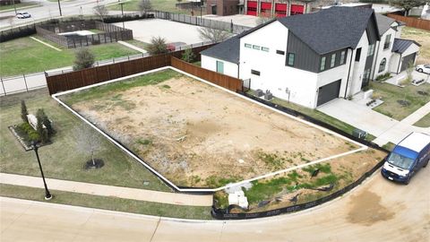 Photo of 2977 Kosse Court, Grapevine, TX 76051 (MLS # 21203330)