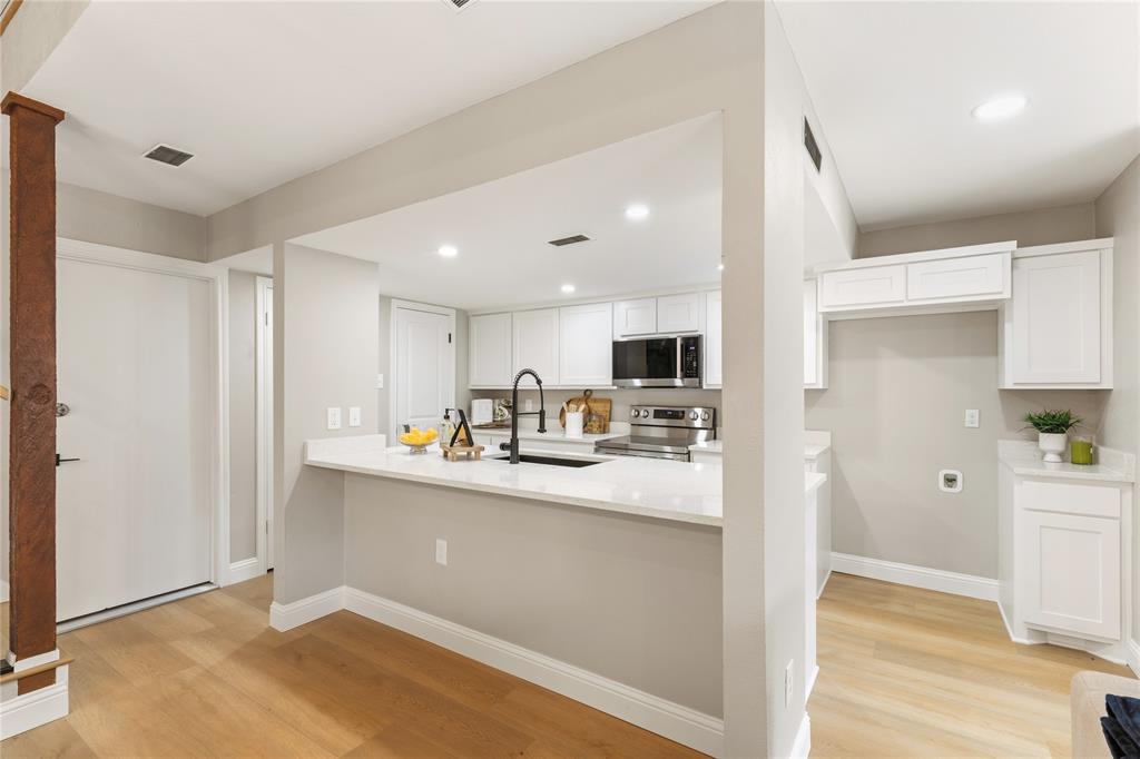 Esplanade Condo - Residential