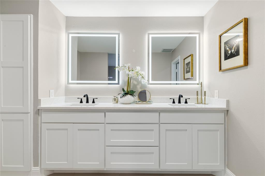 Esplanade Condo - Residential