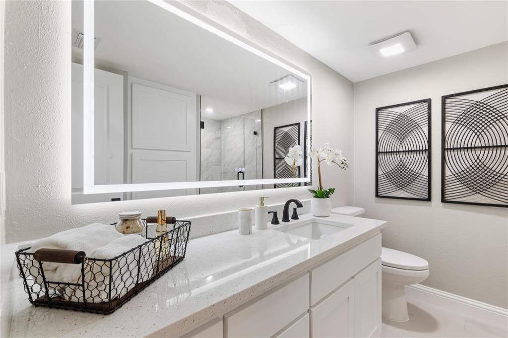 Esplanade Condo - Residential