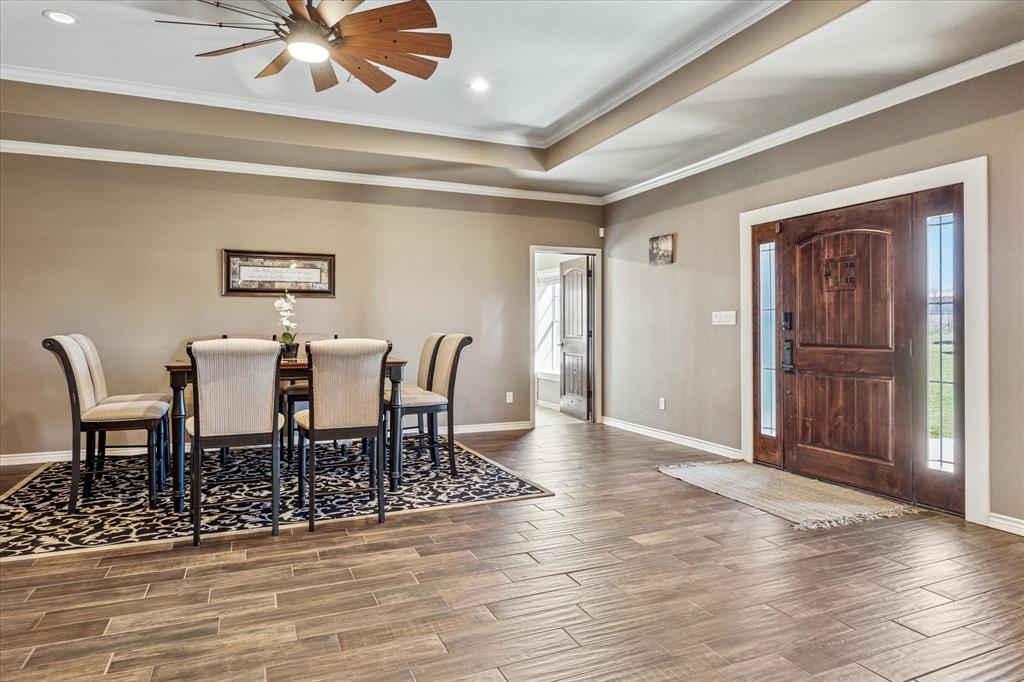 9425 Chisum Road