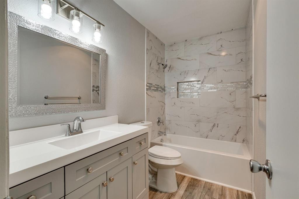 Briarwood Ests - Residential