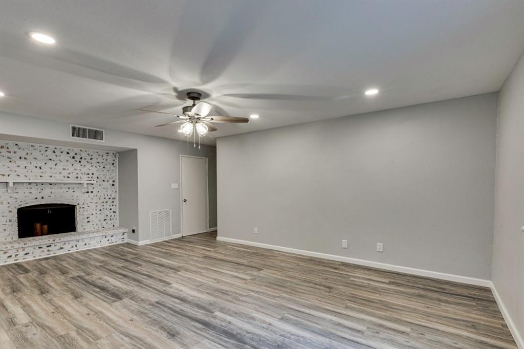 Briarwood Ests - Residential