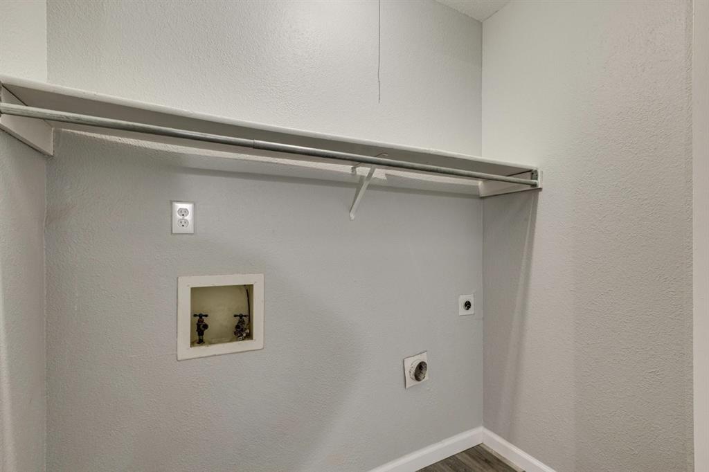 Briarwood Ests - Residential