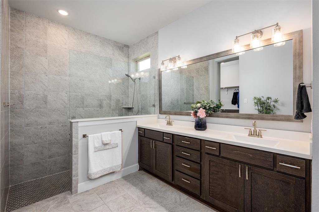 Mantua Point - Residential