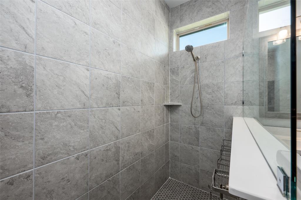 Mantua Point - Residential