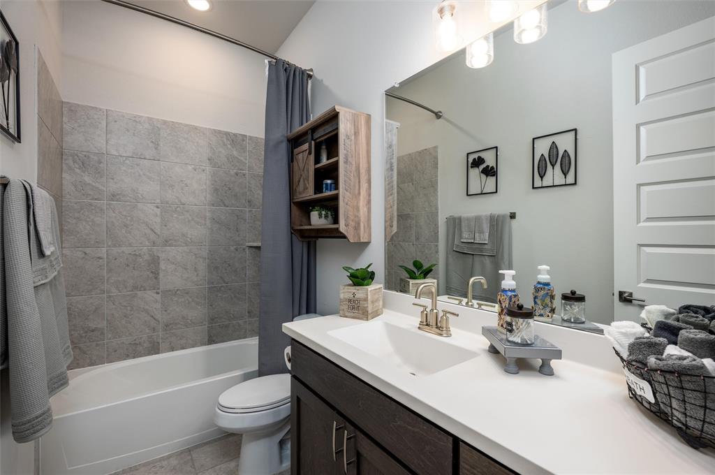 Mantua Point - Residential