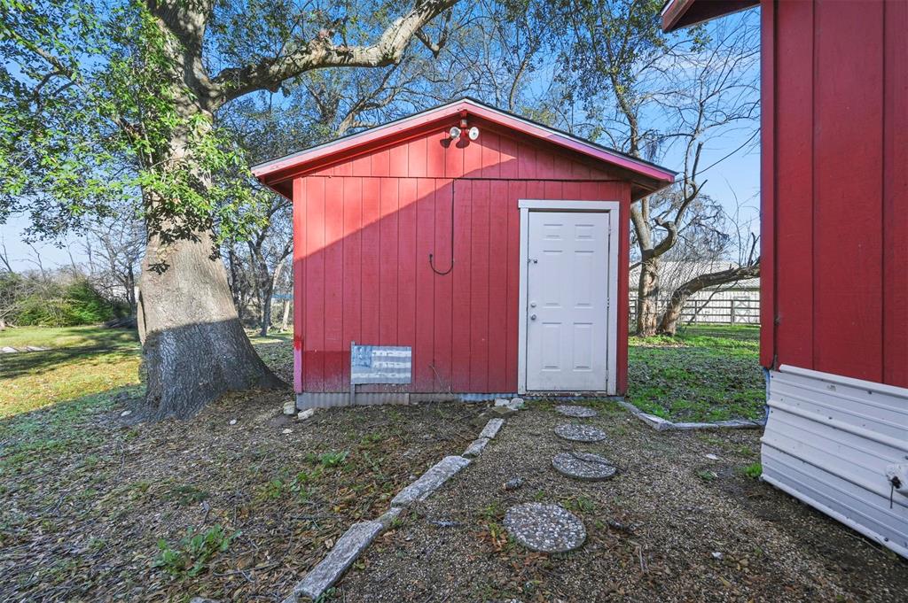 Four Post Ranch - Residential